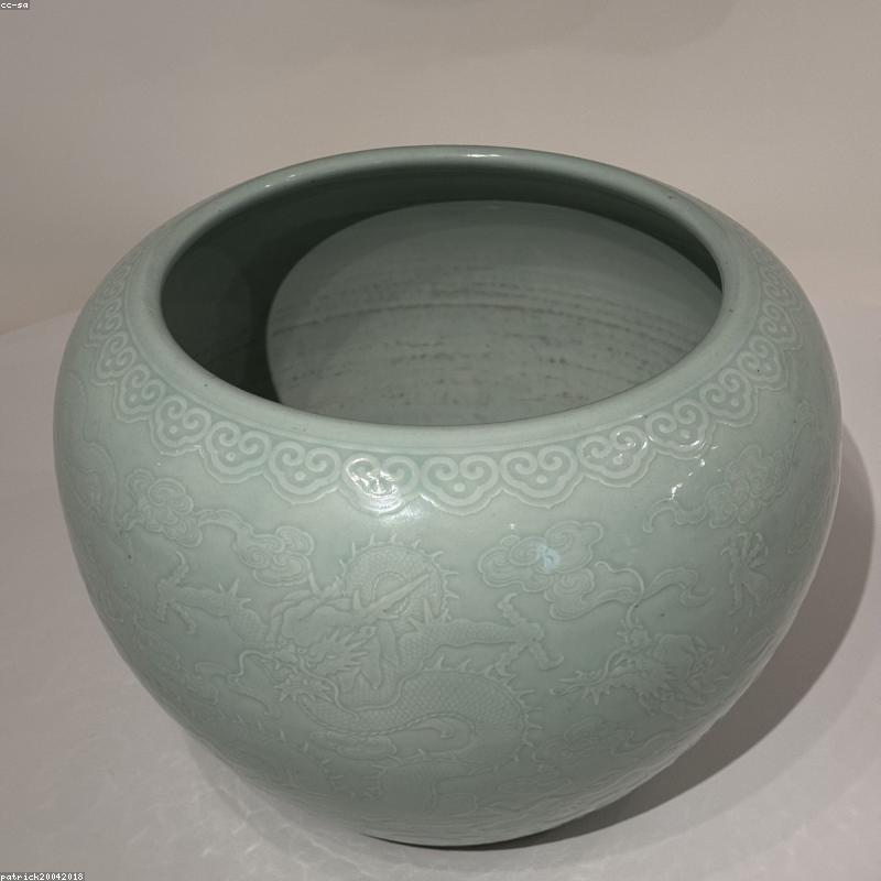 粉彩花鸟将军罐